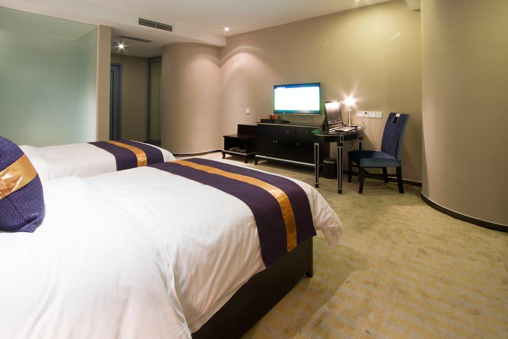 Chengdu Xuanya Yingyue Hotel Bagian luar foto