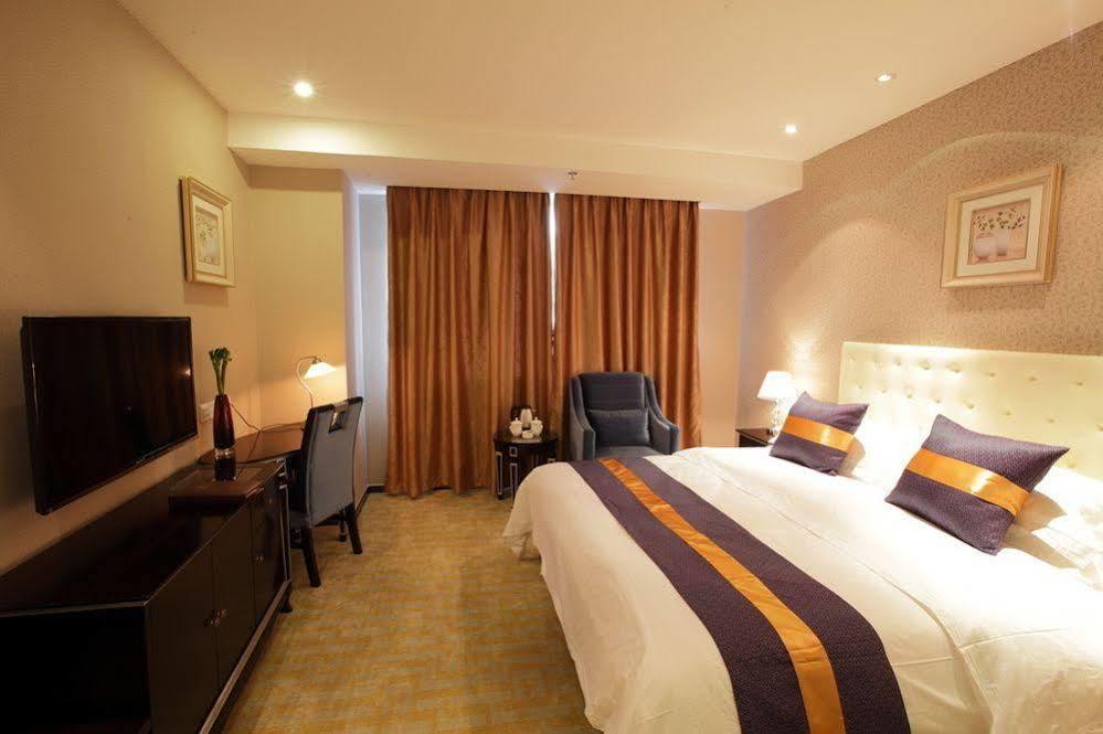 Chengdu Xuanya Yingyue Hotel Bagian luar foto
