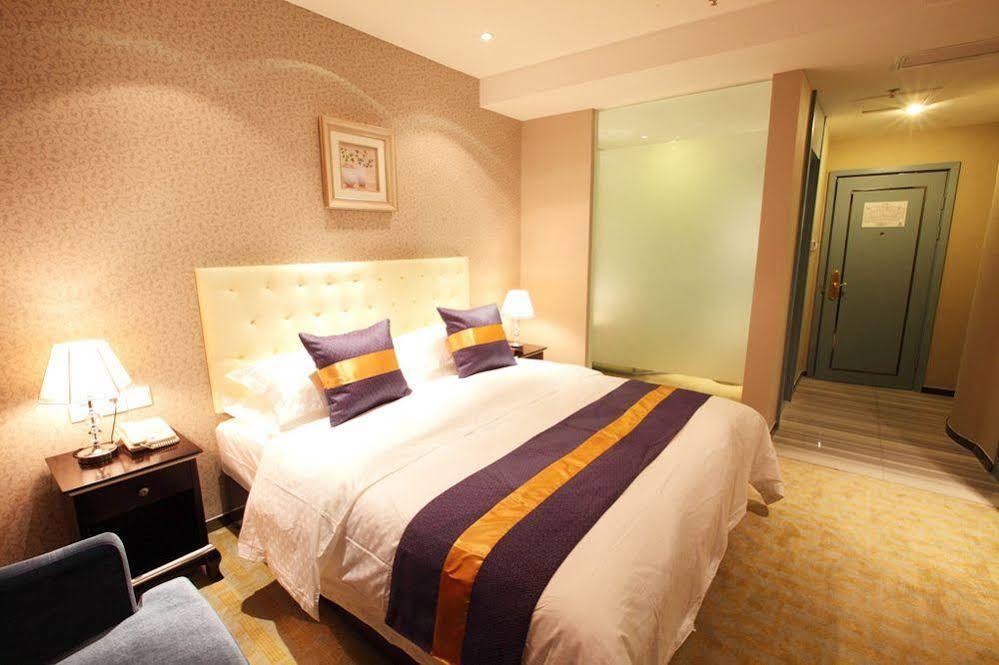 Chengdu Xuanya Yingyue Hotel Bagian luar foto