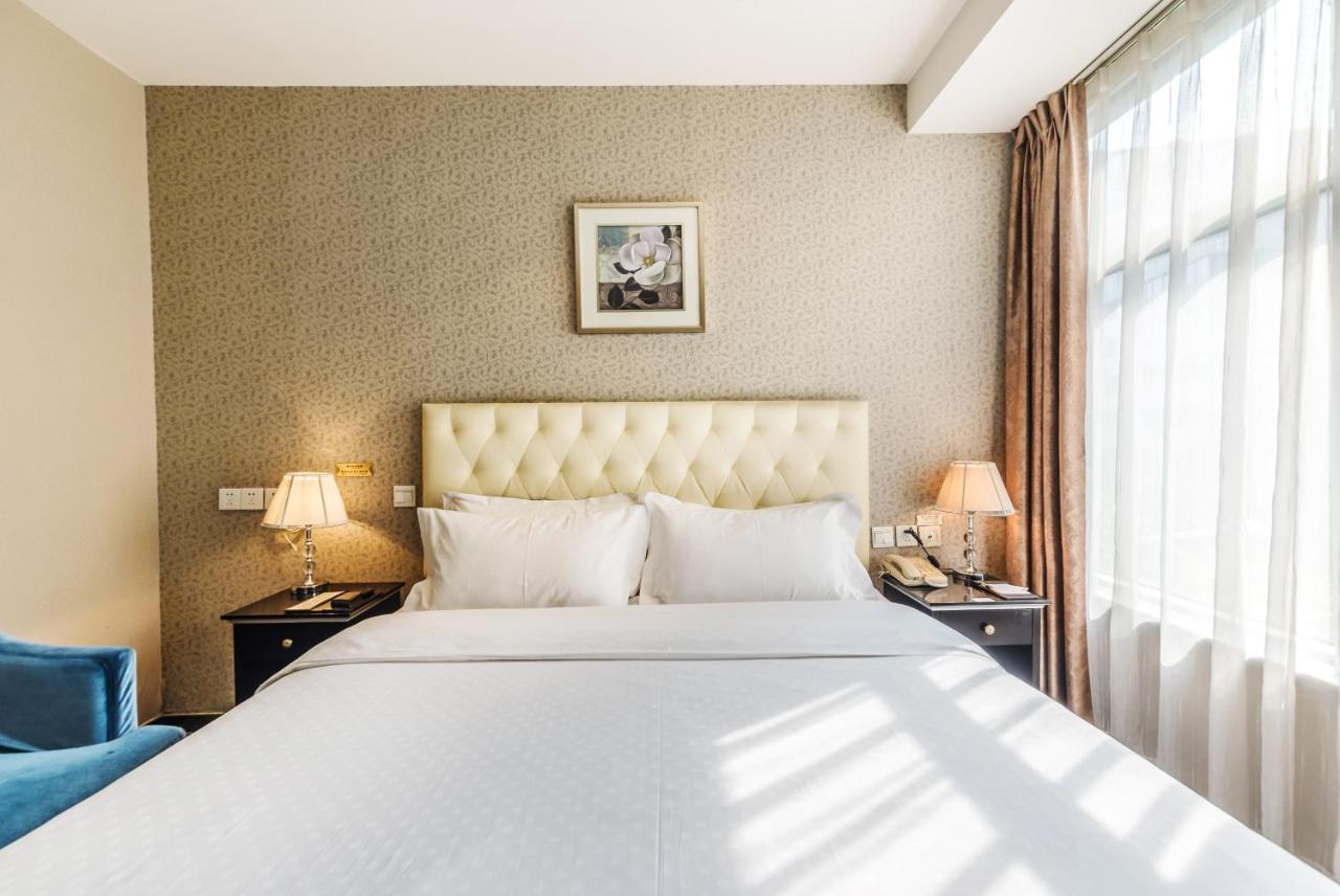 Chengdu Xuanya Yingyue Hotel Bagian luar foto