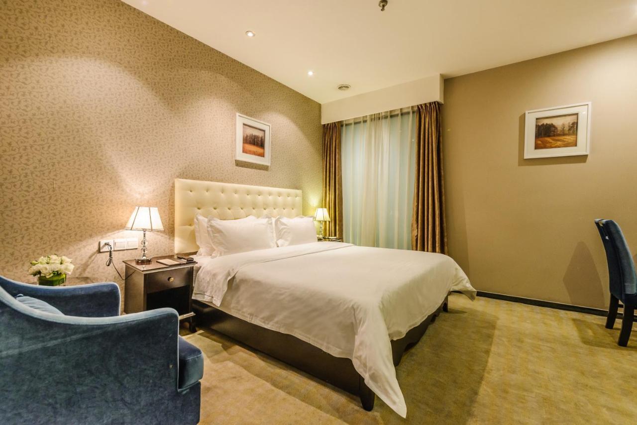 Chengdu Xuanya Yingyue Hotel Bagian luar foto